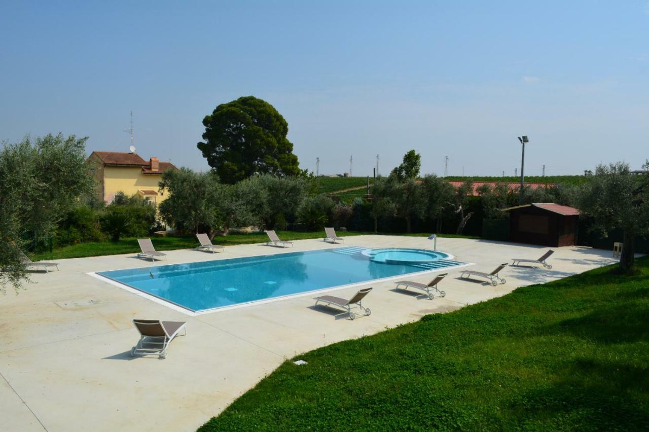 Agriturismo Tenuta Lagala فينوسا المظهر الخارجي الصورة